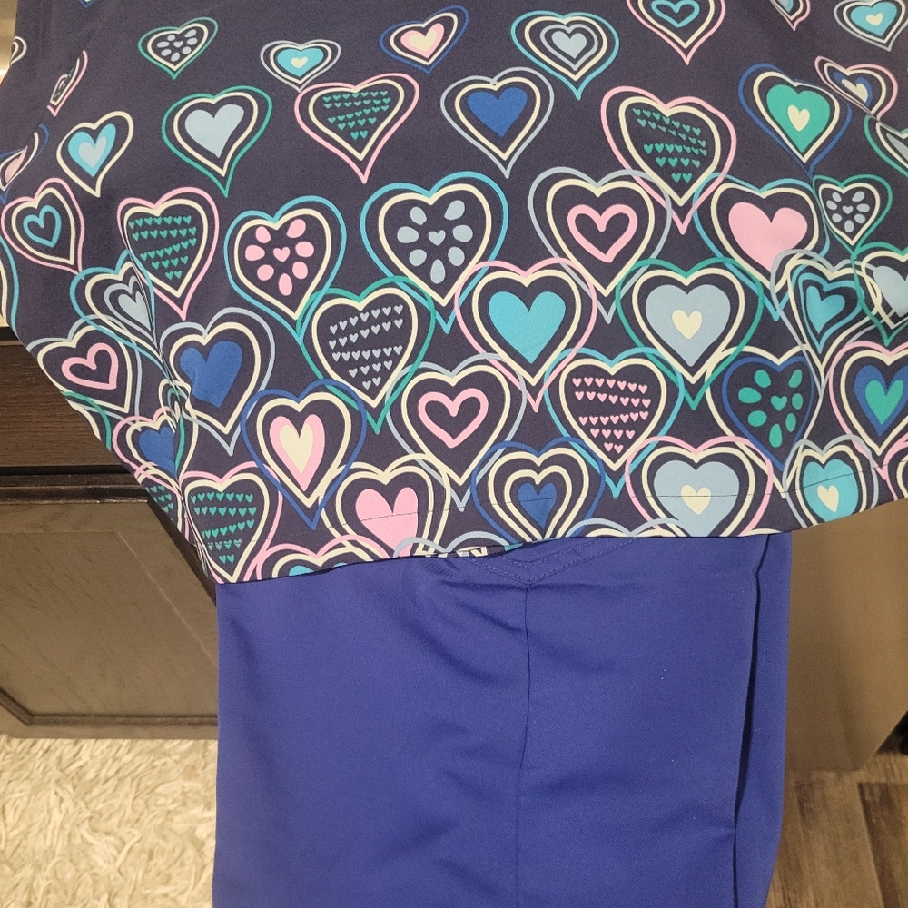 Scrubs. 3x,2x,xl,large,medium And Small I Have More Than What You See..just Ask